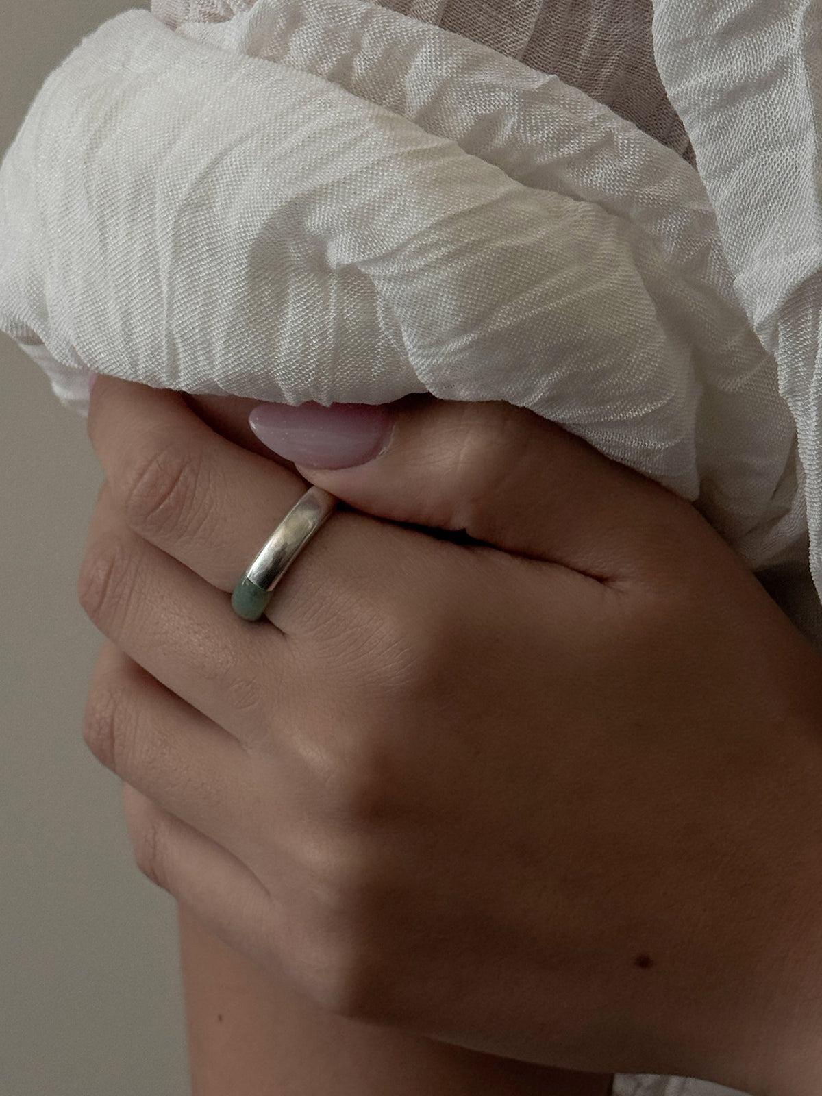 [X RUHEL] HALF JADE RING