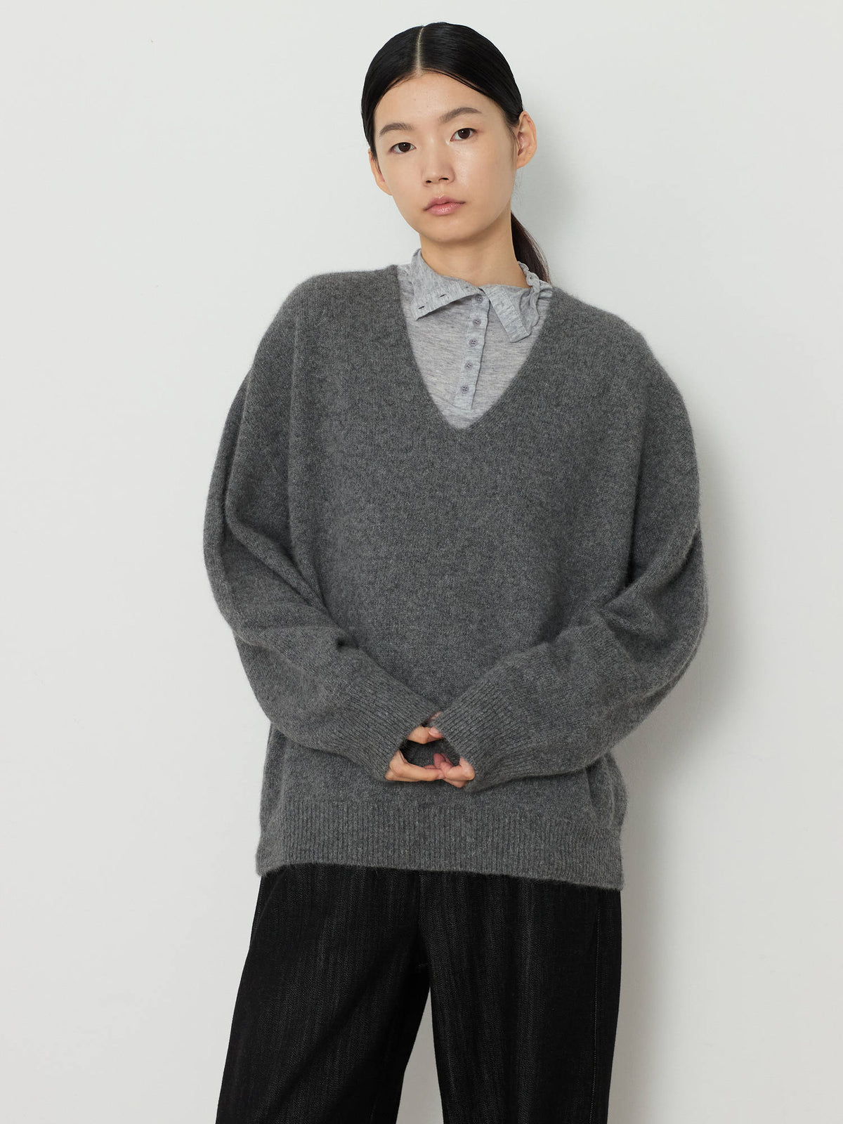 DEEP V-NECK BLEND KNIT [GRAY] 5