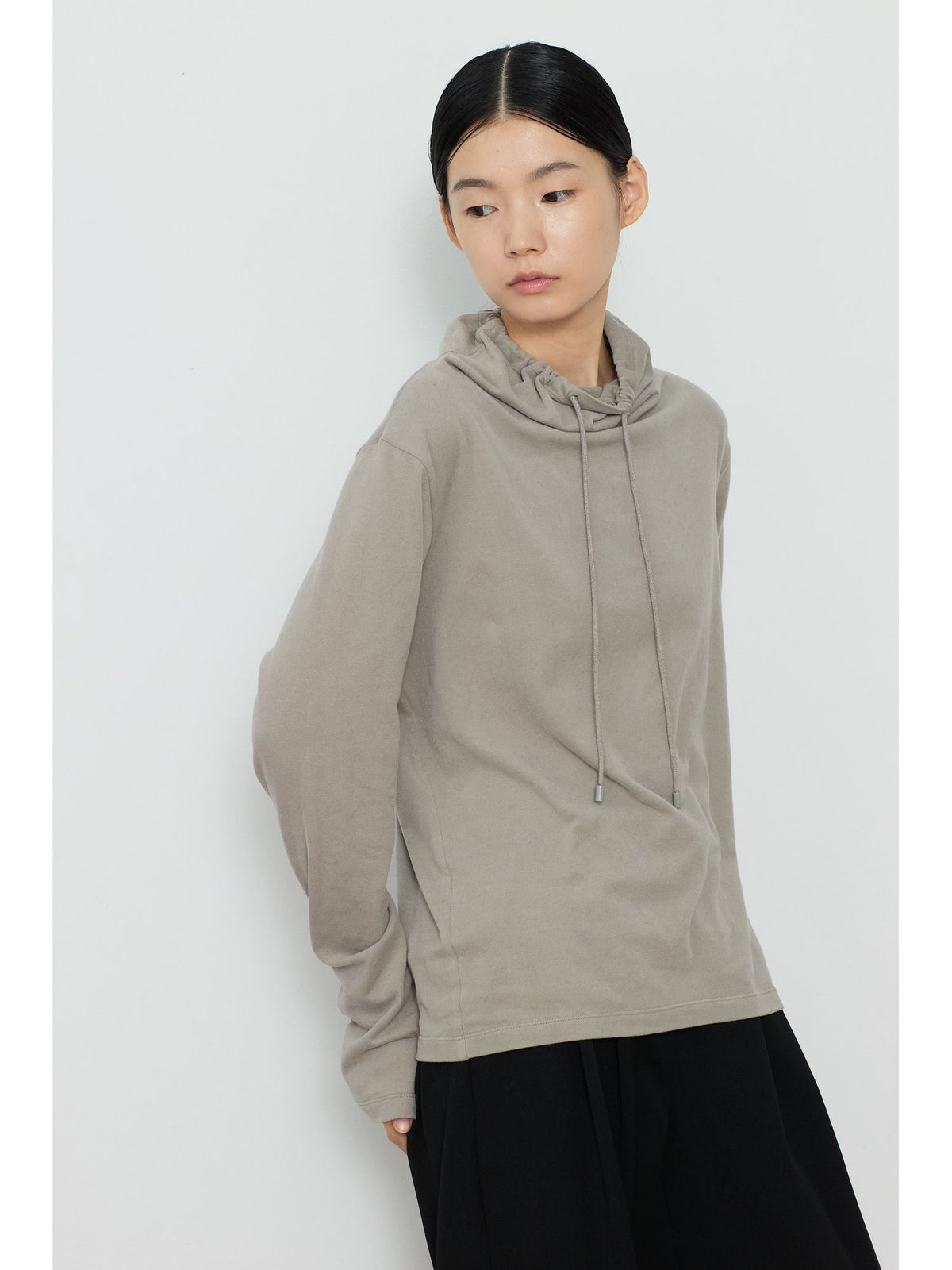 STRING HIGHNECK TOP [KHAKI] 5