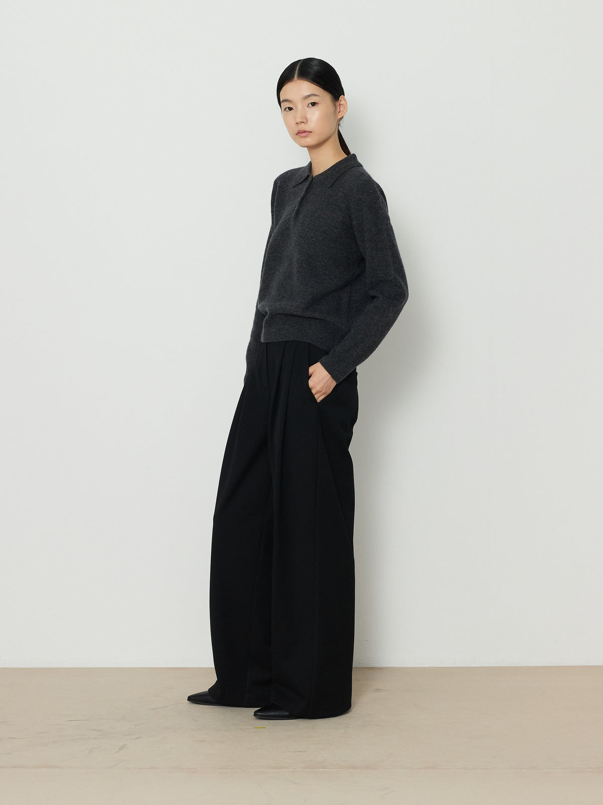 STRIPE JACQUARD COLLAR KNIT [CHARCOAL] 10