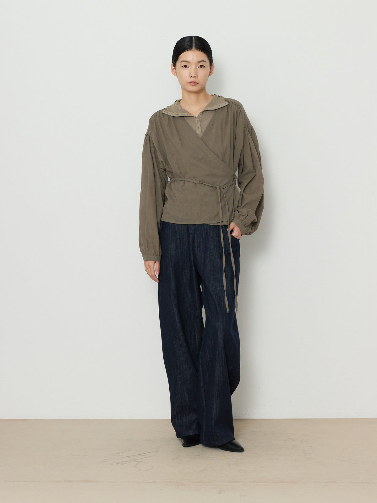 WRAP CARDIGAN BUTTON BLOUSE [KHAKI] 2