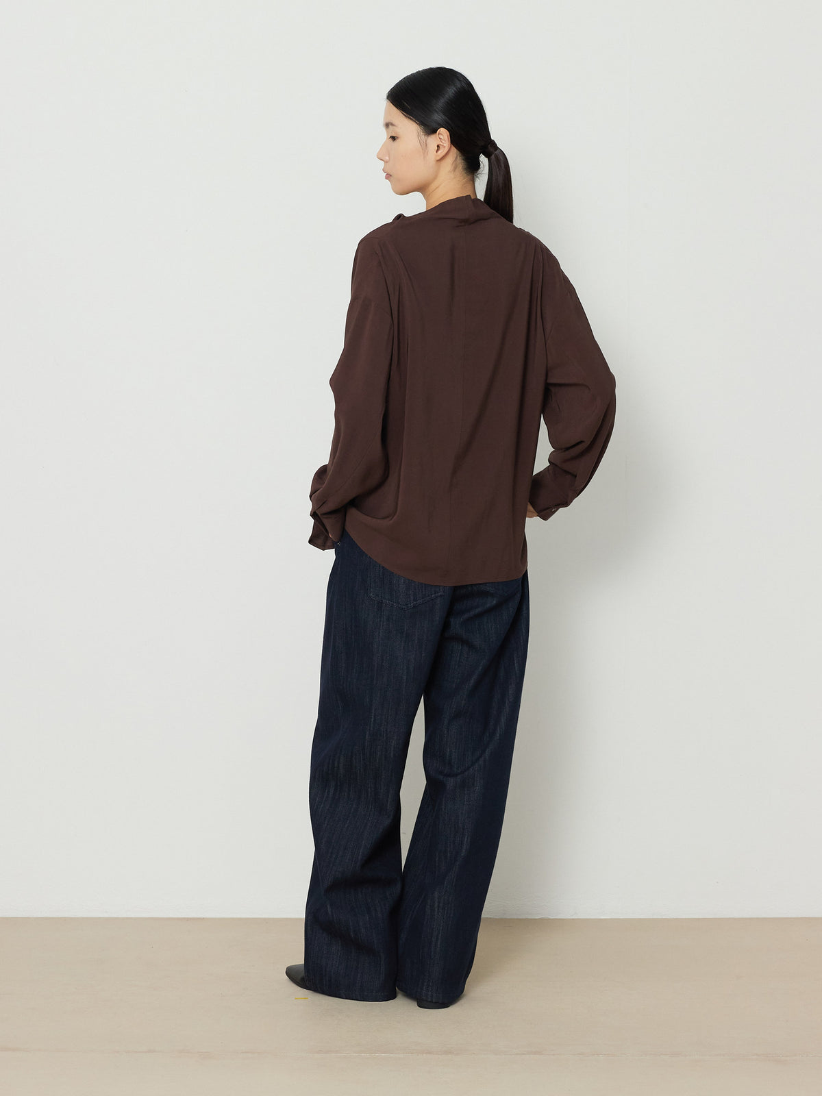 DRAPE NECK WRAP BLOUSE [BROWN] 18