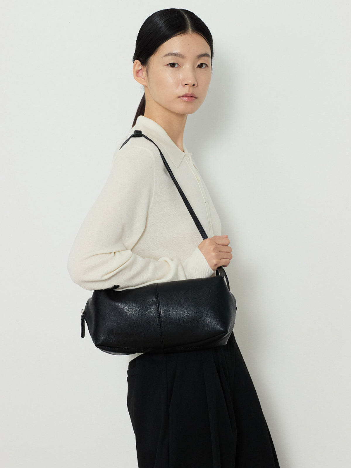 DOUBLE STRAP LEATHER BAG [BLACK]