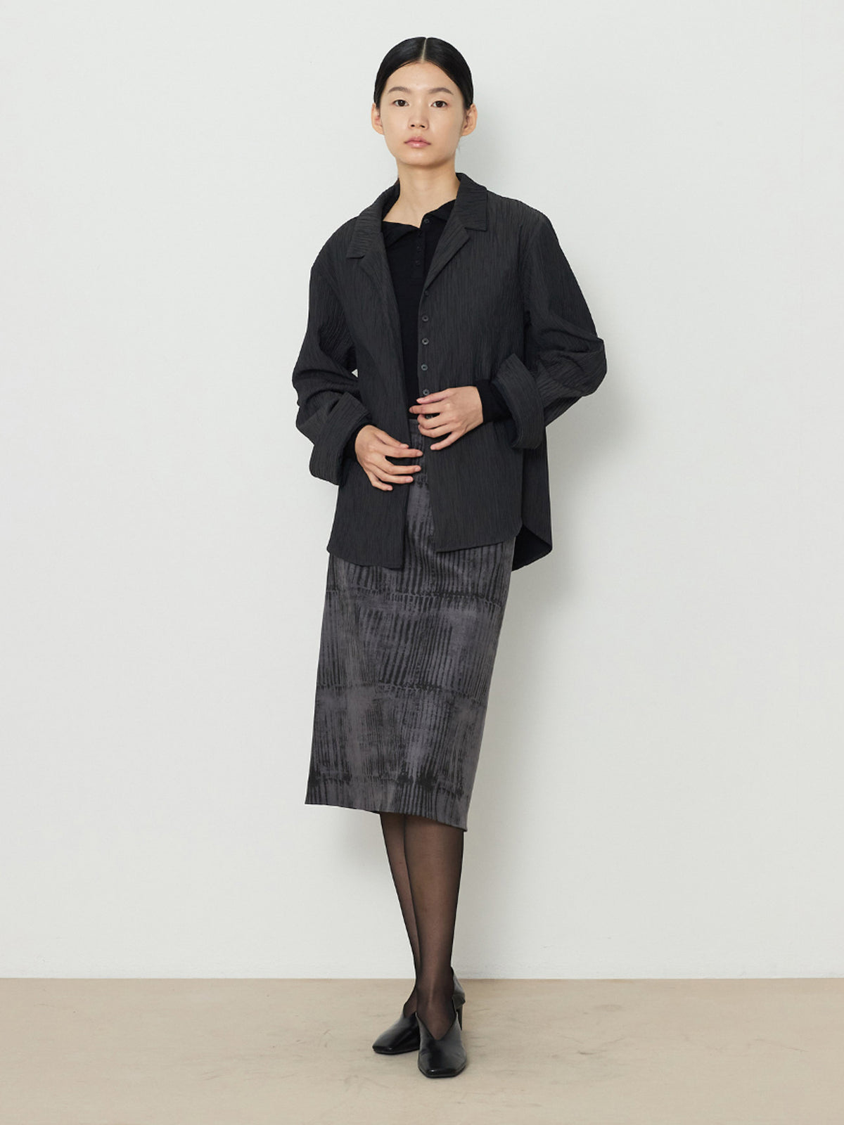 OPEN COLLAR PLEATS SHIRTS [CHARCOAL]