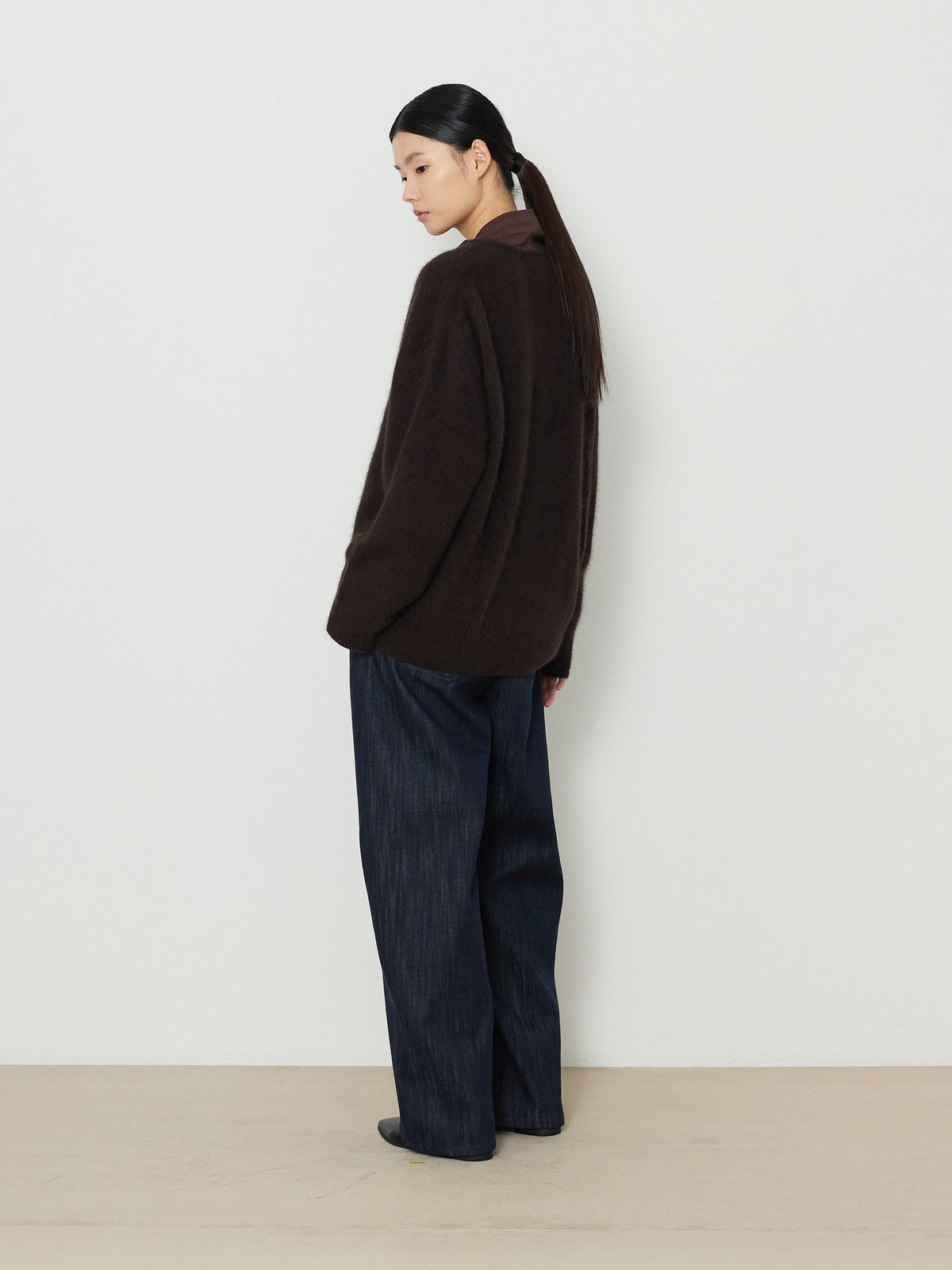 DEEP V-NECK BLEND KNIT [BROWN] 13