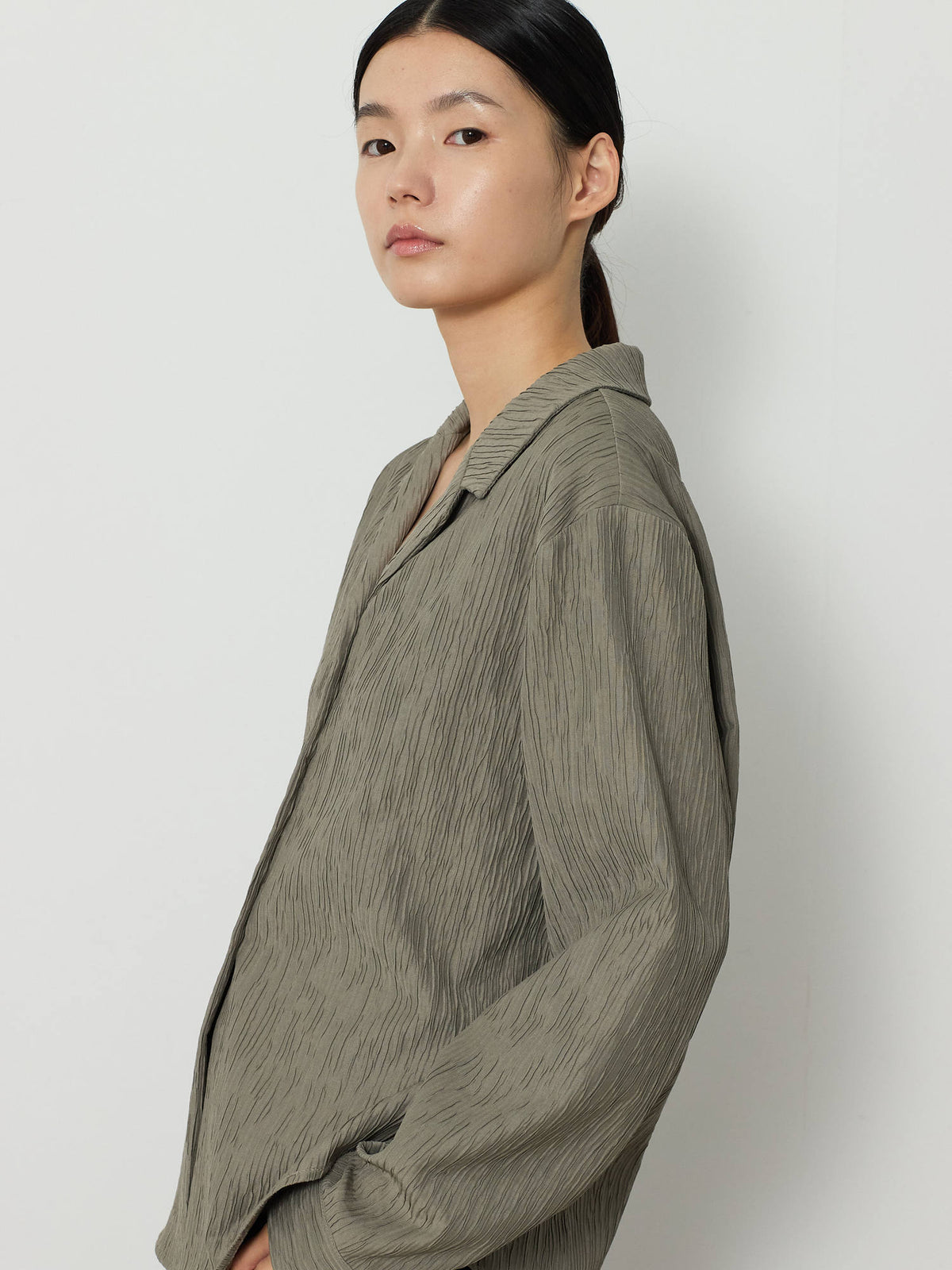 OPEN COLLAR PLEATS SHIRTS [LIGHT KHAKI] 5