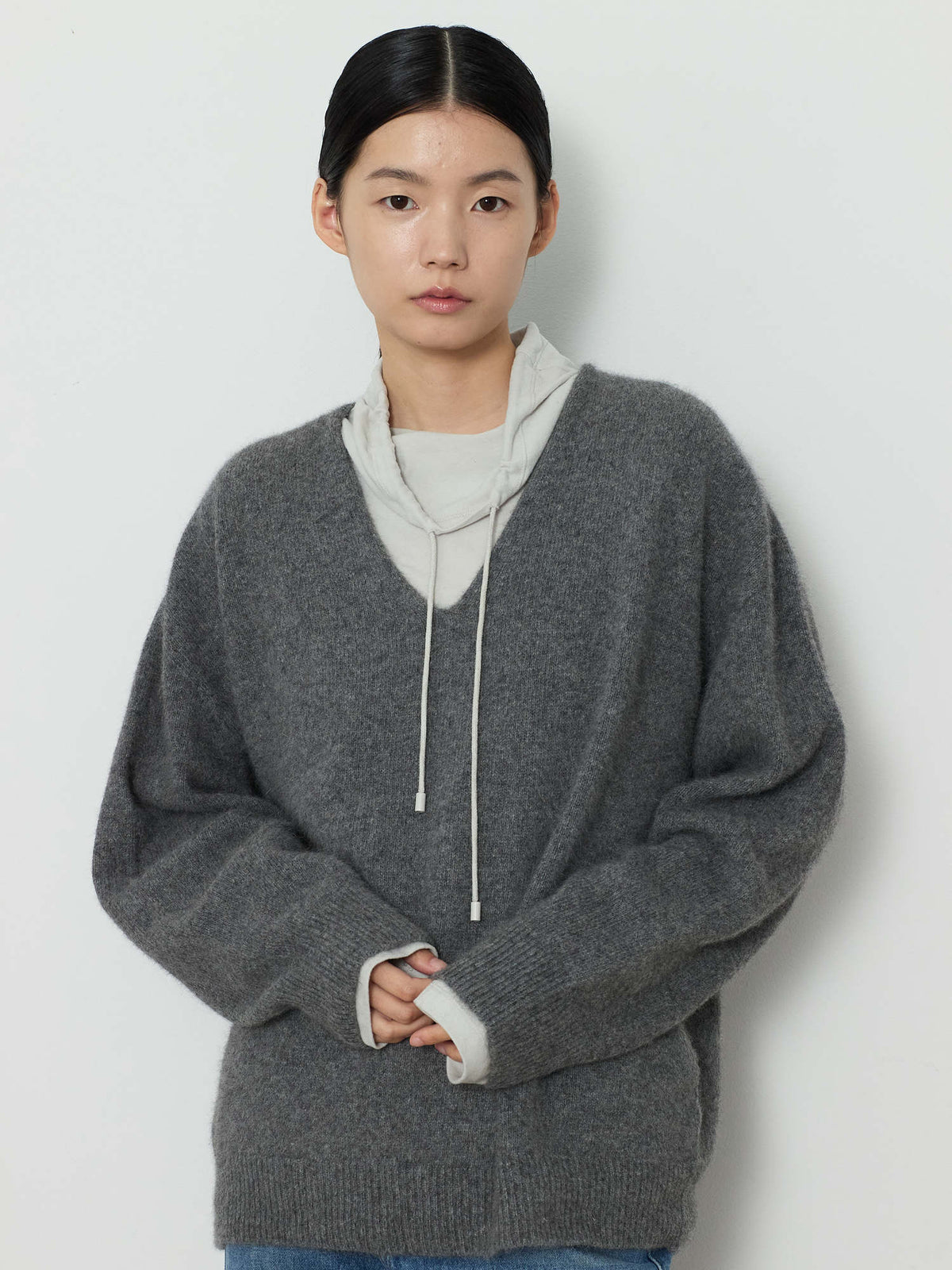 DEEP V-NECK BLEND KNIT [GRAY] 12
