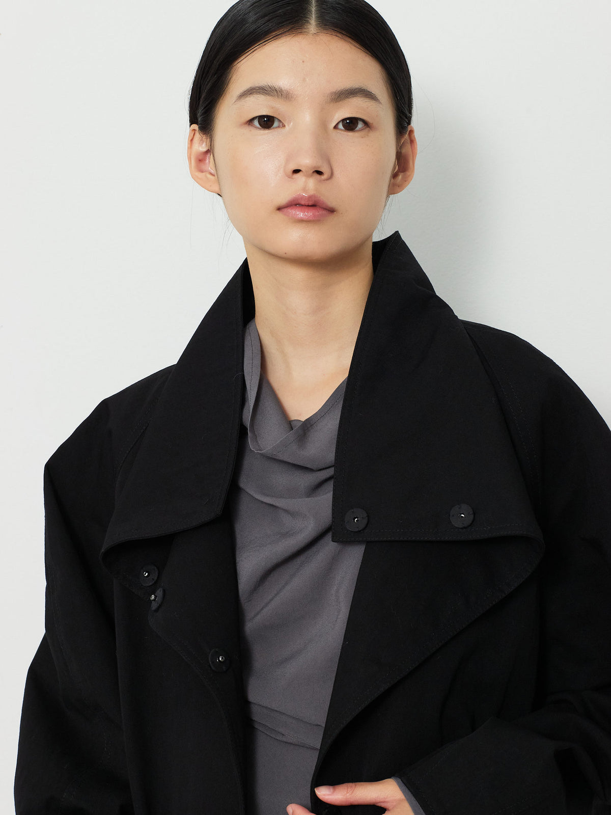 HIDDEN BUTTON LONG TRENCH COAT [BLACK] 9