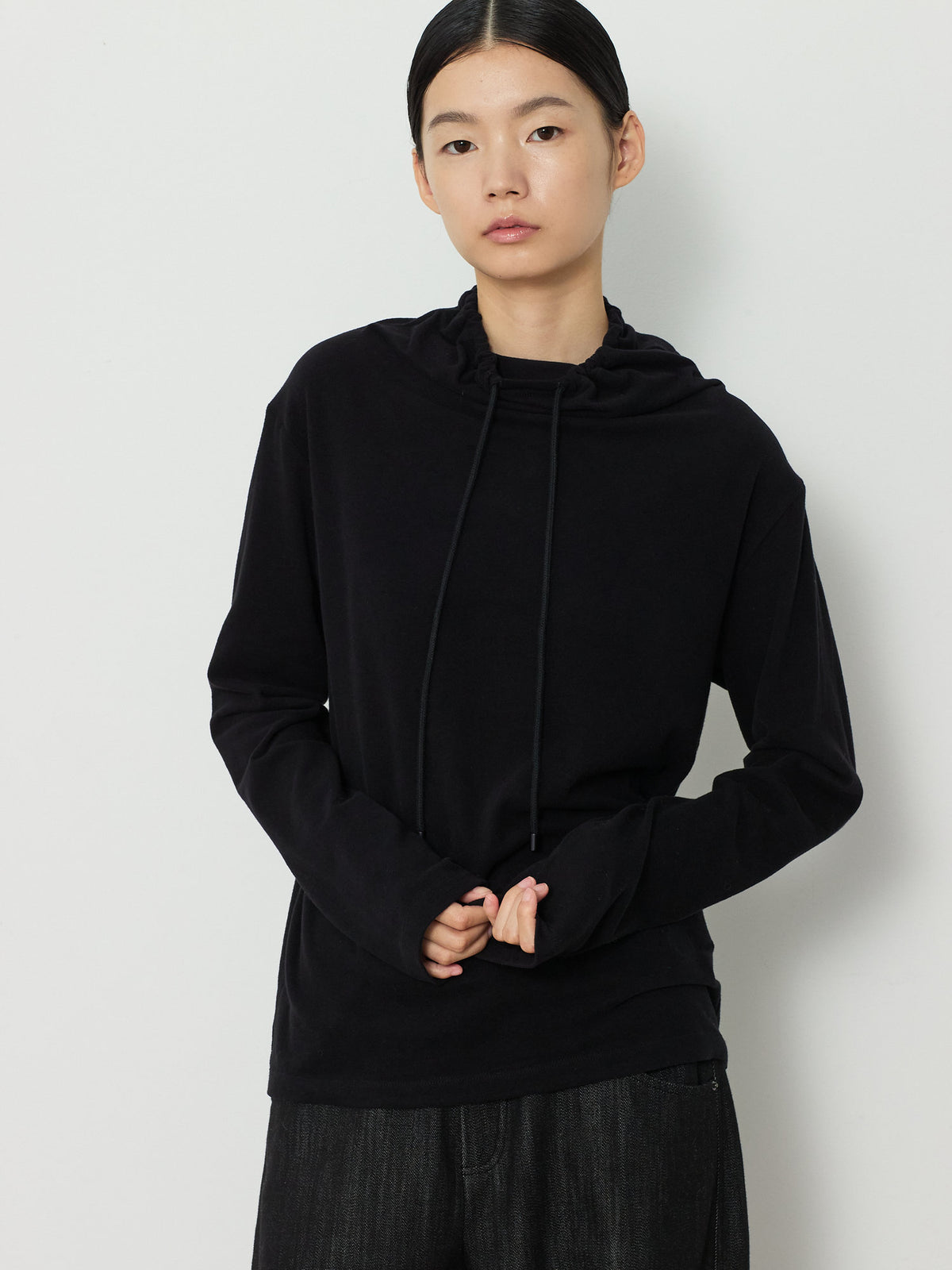 STRING HIGHNECK TOP [BLACK] 5