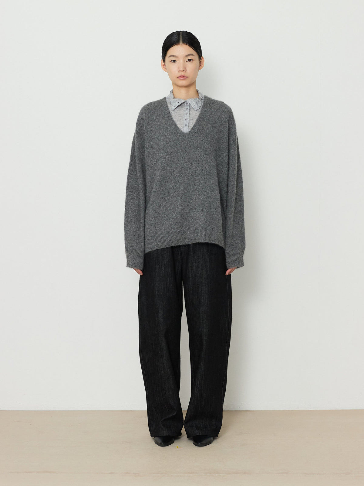 DEEP V-NECK BLEND KNIT [GRAY] 1