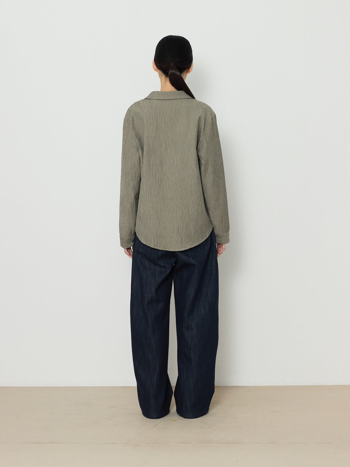 OPEN COLLAR PLEATS SHIRTS [LIGHT KHAKI] 3