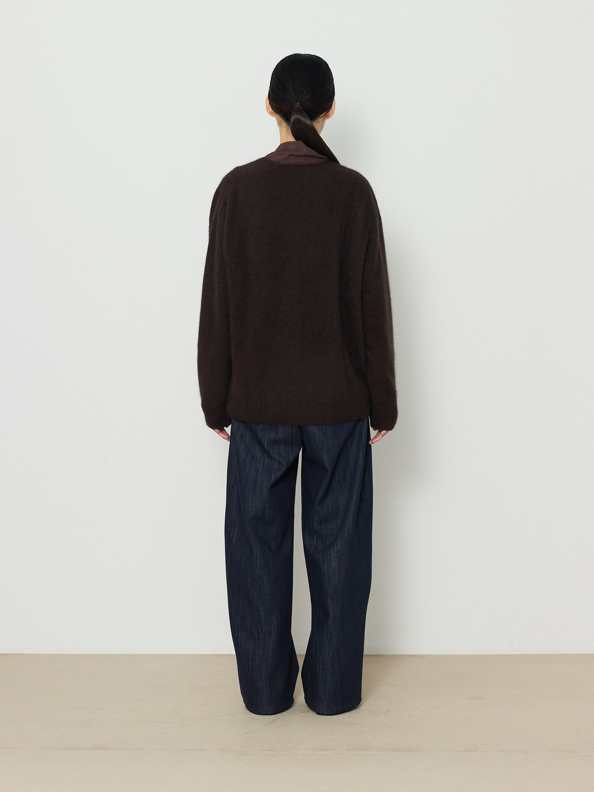 DEEP V-NECK BLEND KNIT [BROWN] 3