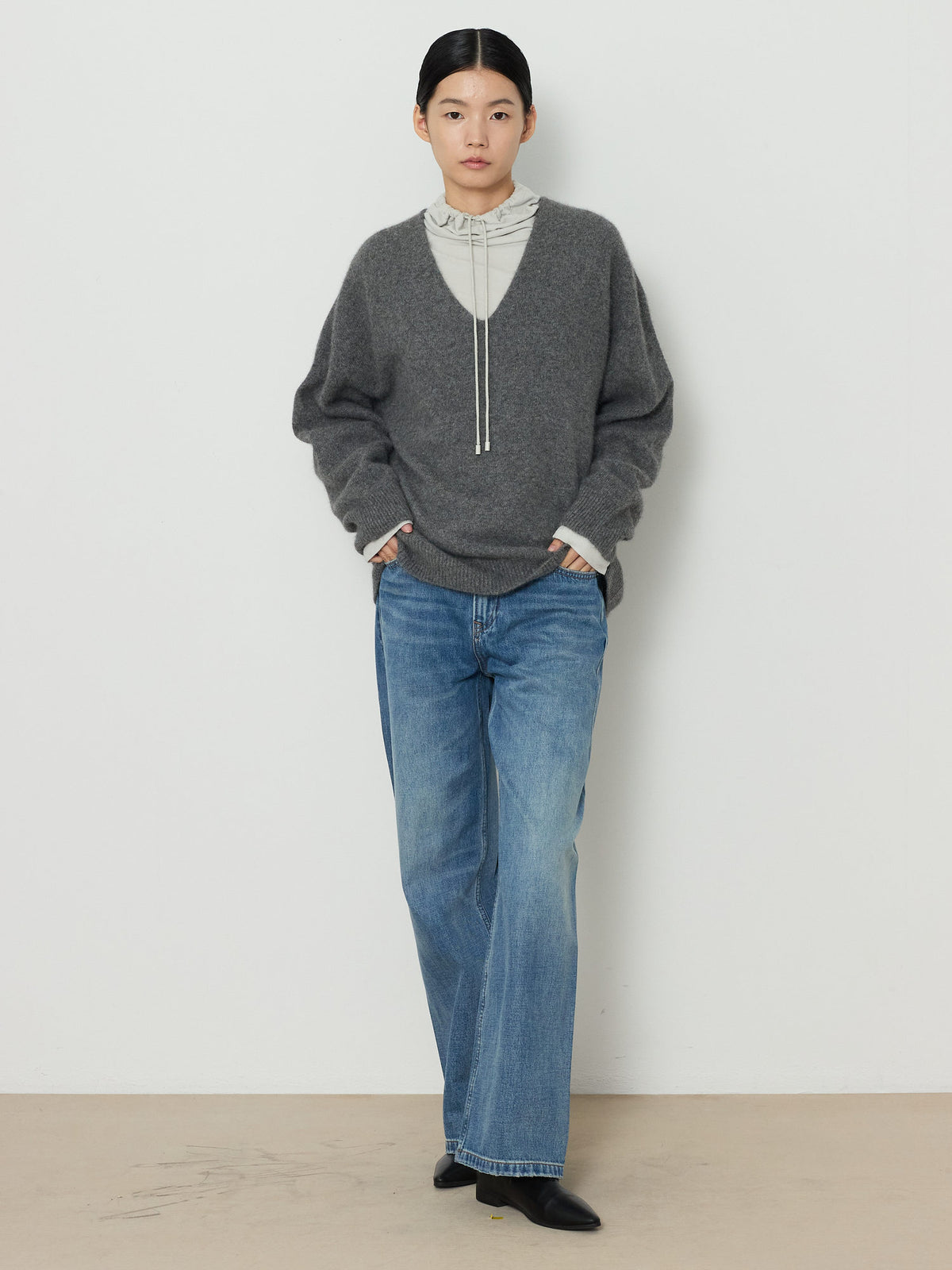SALT WASHED STRAIGHT DENIM PANTS [MEDIUM BLUE] 16
